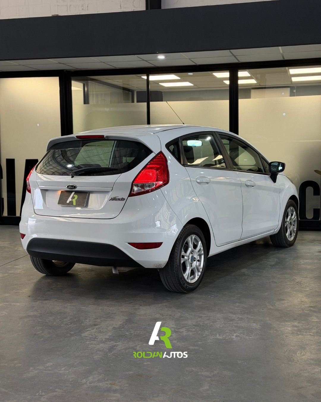 FORD FIESTA  1.6 5P S  PLUS        (KD) (2014) - OFV540 #2