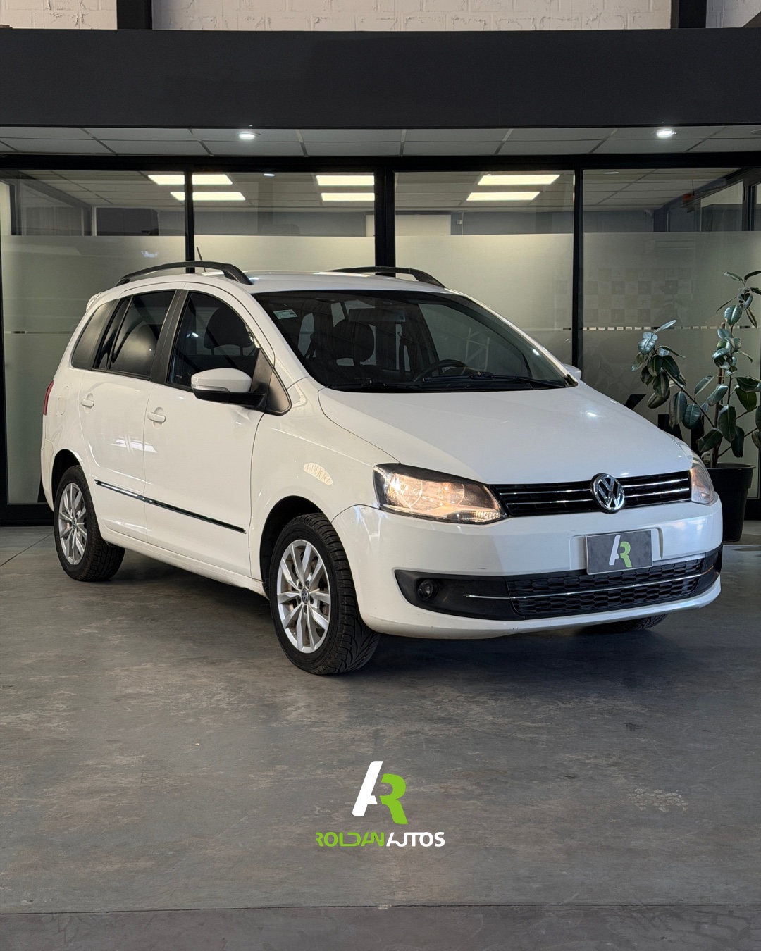 VOLKSWAGEN SURAN 1.6 HIGHLINE     L/10 (2013) - MQI866 #6