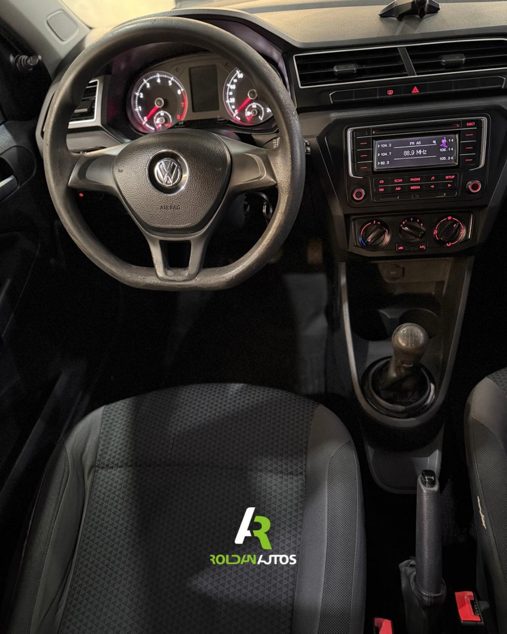VOLKSWAGEN GOL TREND 1.6 5 P L/17 (2017) - AB441NN #4