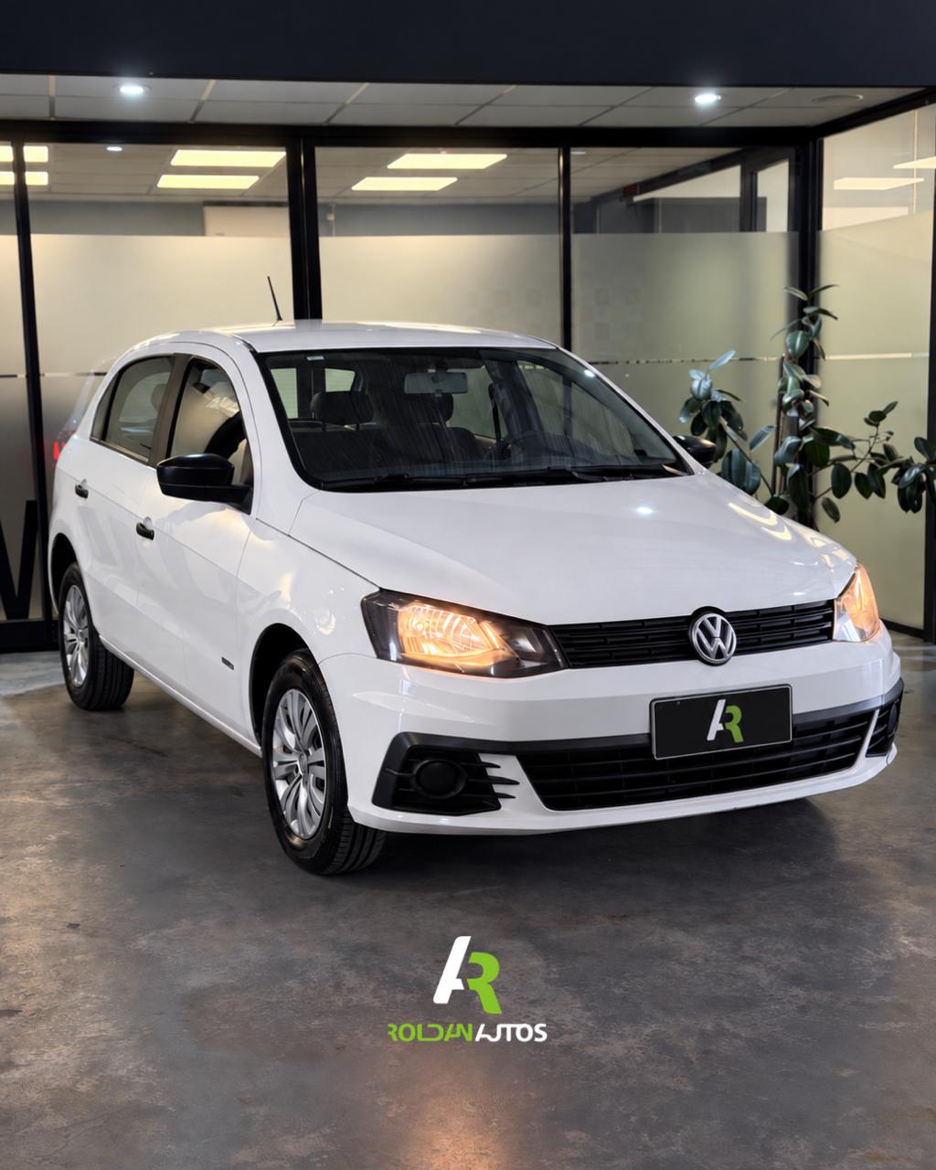 VOLKSWAGEN GOL TREND 1.6 5 P L/17 (2017) - AB441NN #3