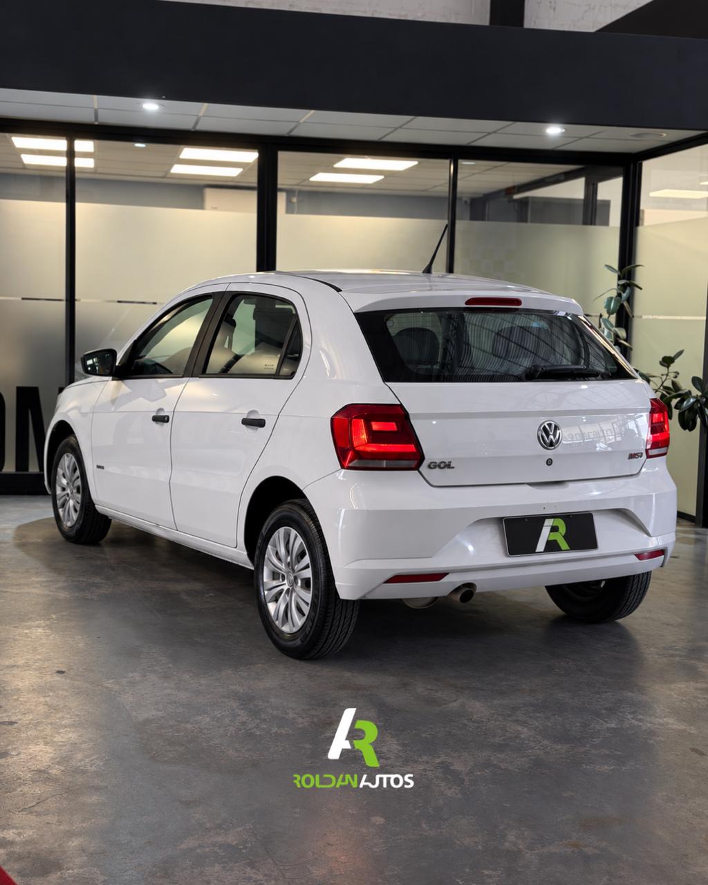 VOLKSWAGEN GOL TREND 1.6 5 P L/17 (2017) - AB441NN #2