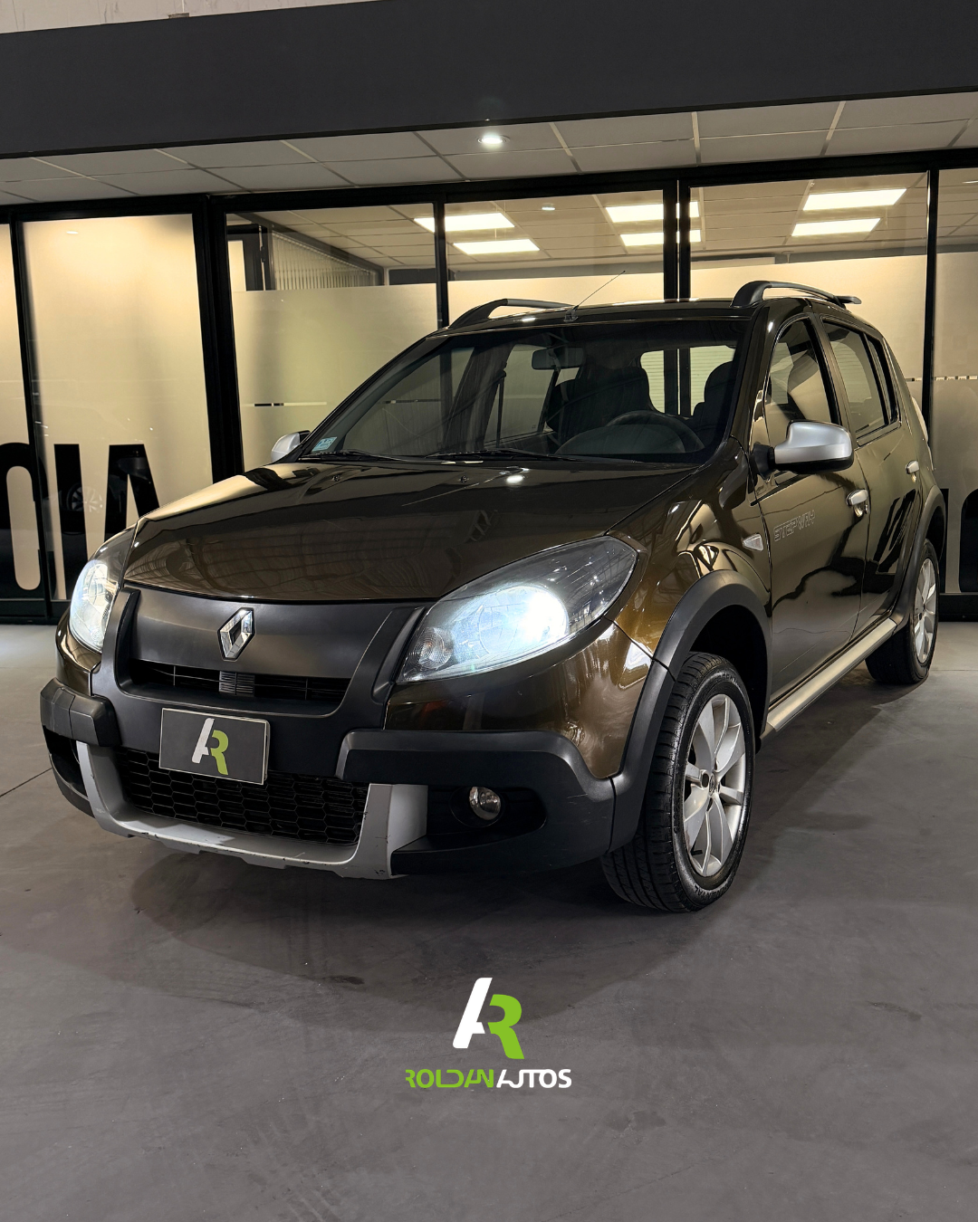 RENAULT SANDERO STEPWAY 1.6 EXPRESSION (2013) - NHG208 #2