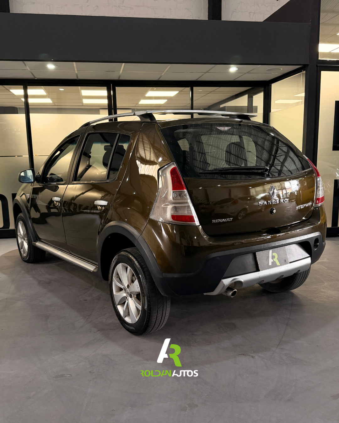 RENAULT SANDERO STEPWAY 1.6 EXPRESSION (2013) - NHG208 #4