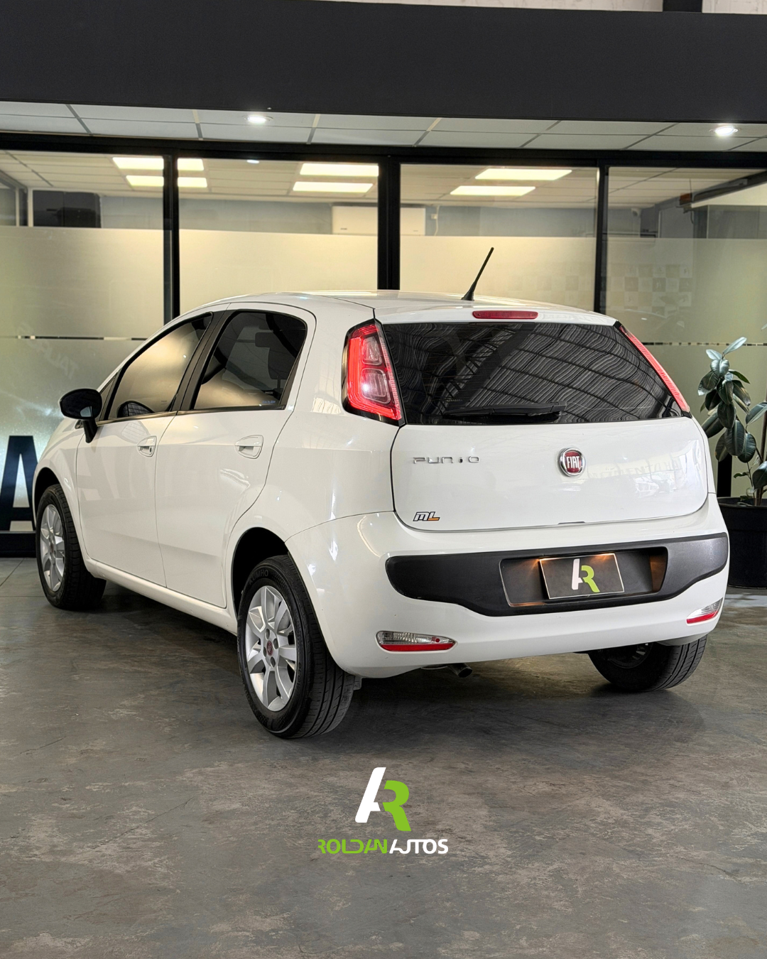 FIAT PUNTO 1.4 ATTRACTIVE L/13 (2013) - NAD 269 #3