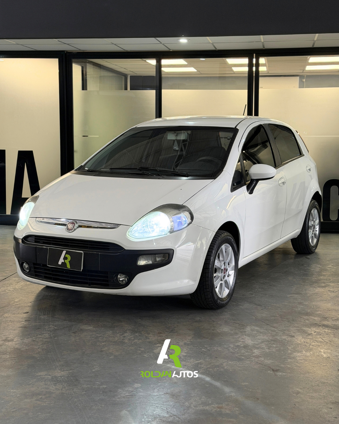 FIAT PUNTO 1.4 ATTRACTIVE L/13 (2013) - NAD 269 #1