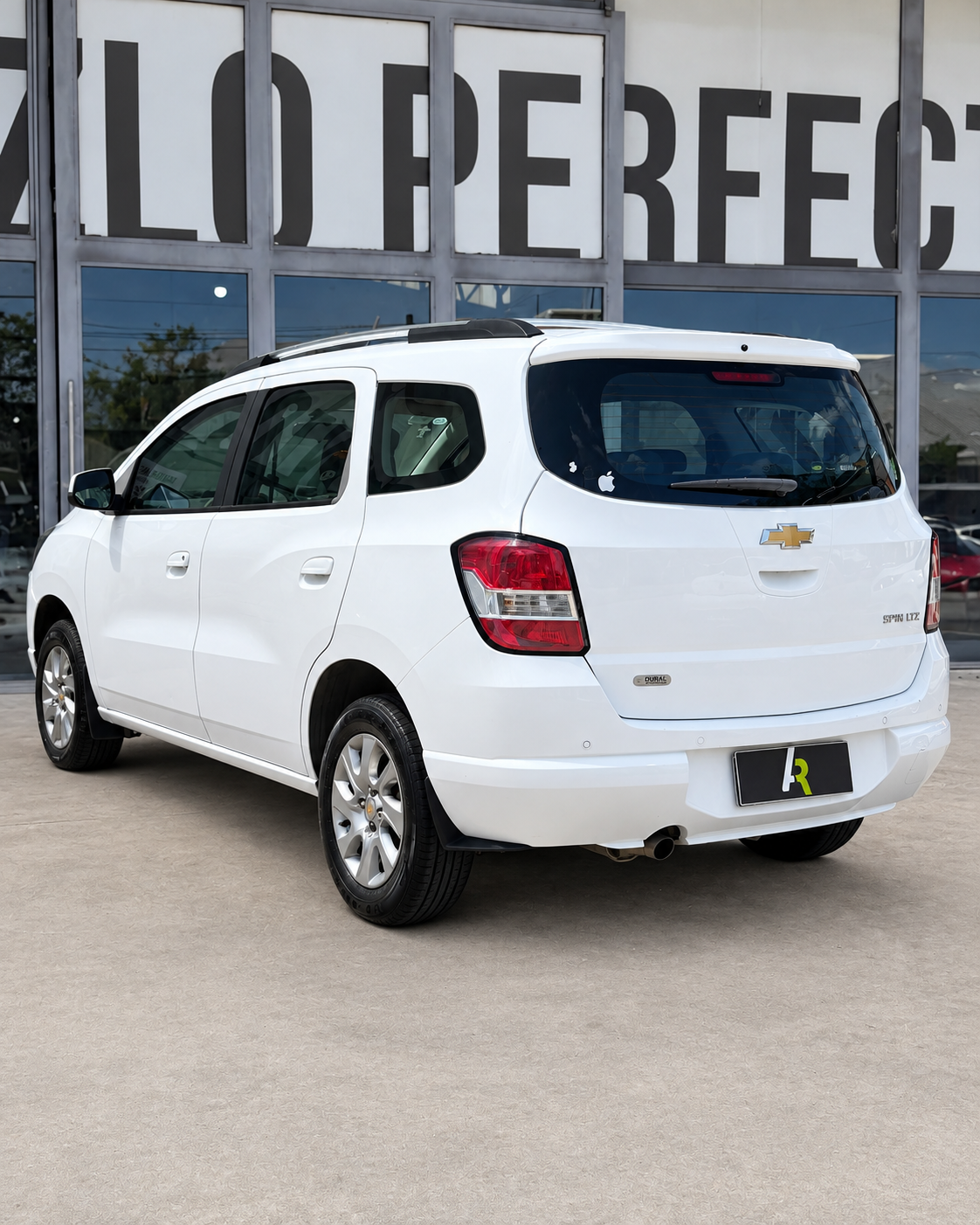CHEVROLET SPIN 1.8 LTZ 7 AS (2016) - AA411MS #3