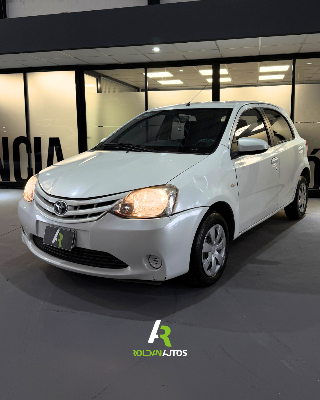 TOYOTA ETIOS 1.5 5 PTAS XS (2015) - OSE248 #1