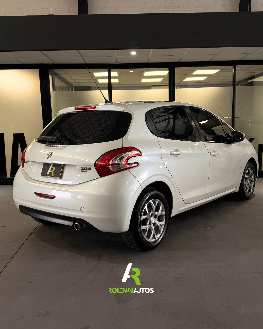 PEUGEOT 208 1.6 5P ALLURE TOUCH (2014) - OFM475 #3