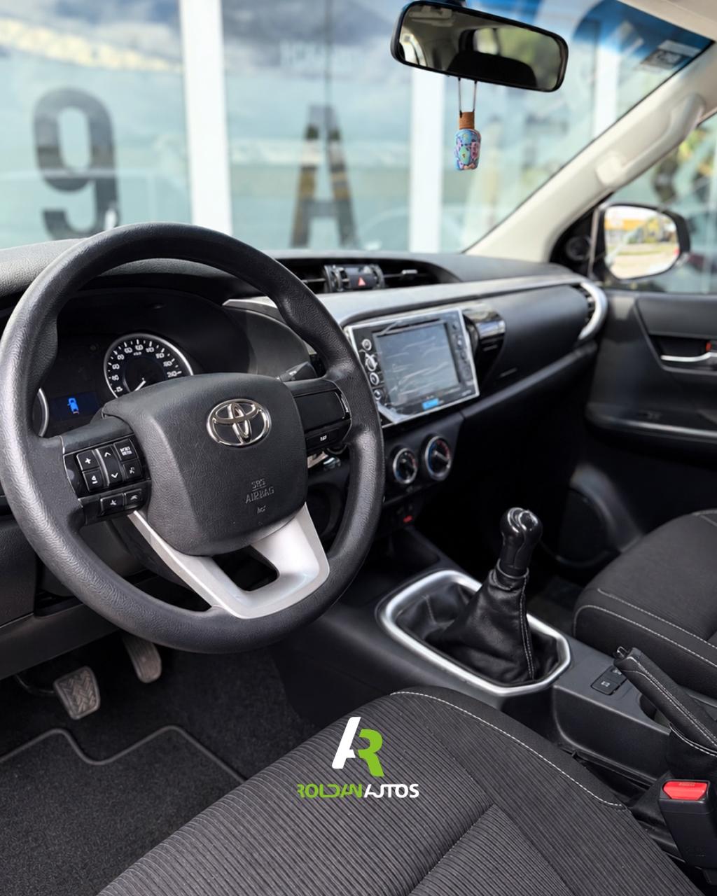 TOYOTA HILUX L/20 2.4 DC 4X2 TDI SR (2019) - AD733QA #4