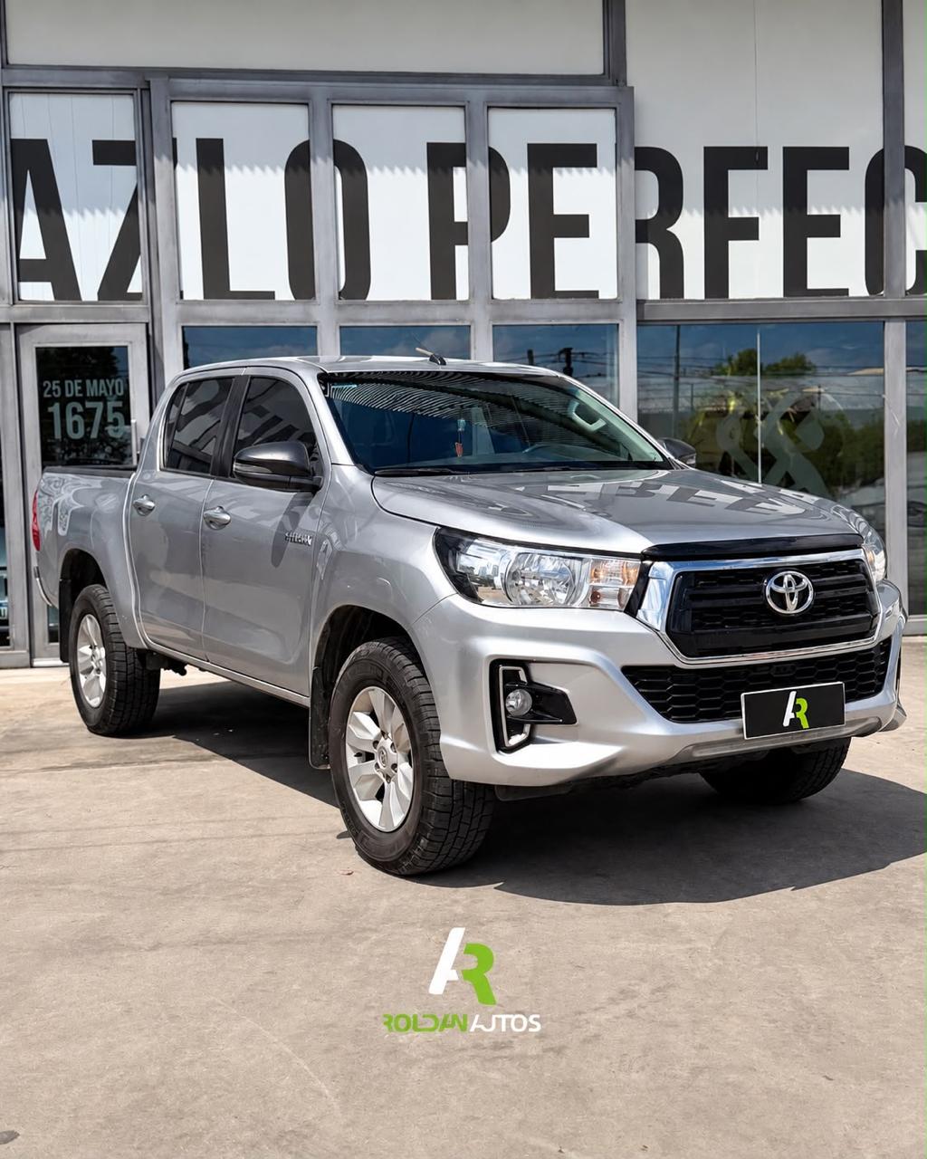 TOYOTA HILUX L/20 2.4 DC 4X2 TDI SR