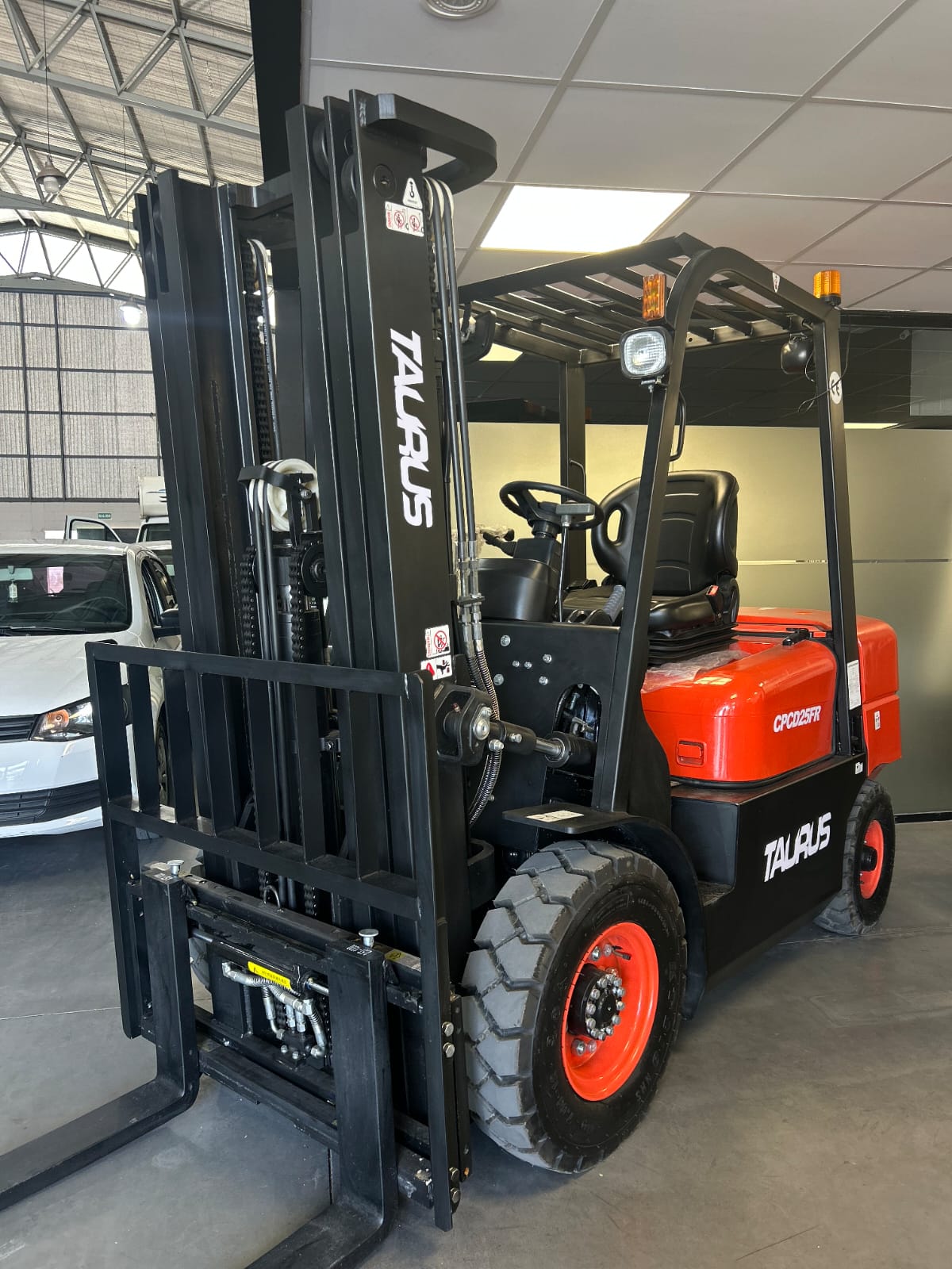 Autoelevador 2,5 (2026) - 13321231321 #5