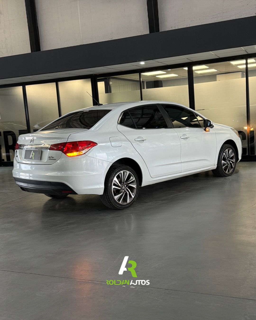 CITROEN C 4 LOUNGE 1.6 THP FEEL AT6 (2017) - AB409NK #1